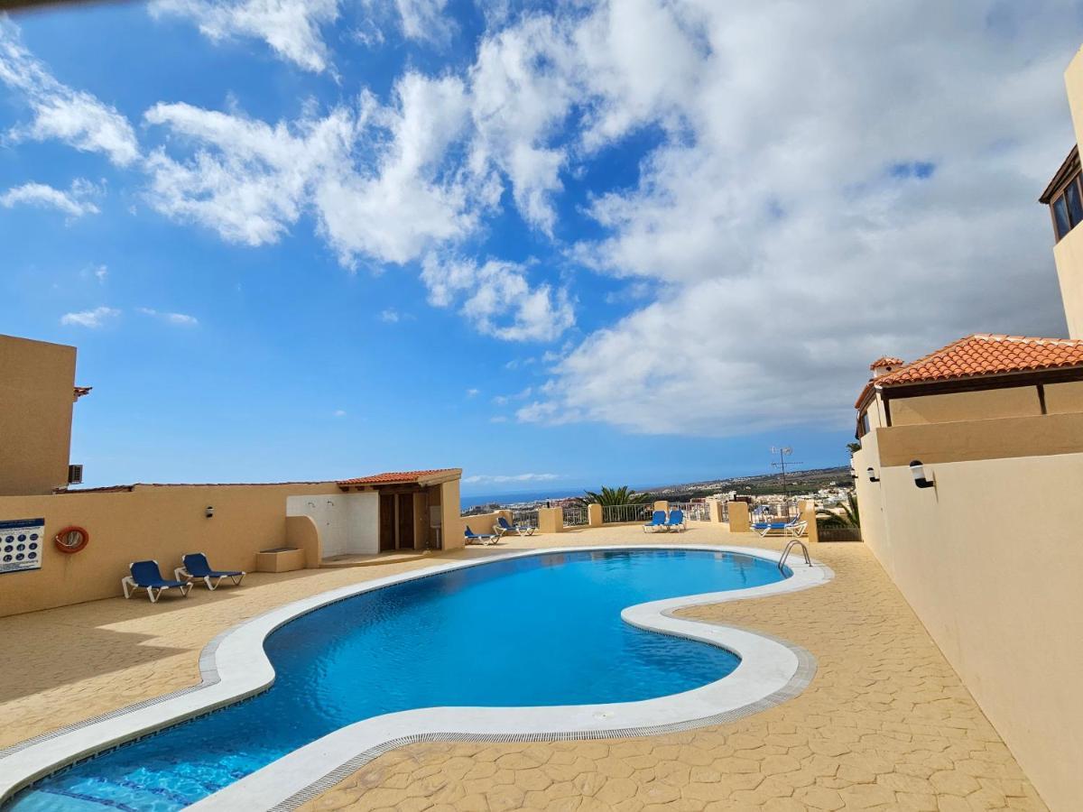 New Holiday Home Beautiful Sea View With Aircon, Costa Adeje Адехе Екстериор снимка